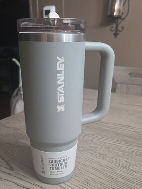 Stanley Quencher ProPour Tumbler - Sage Gray